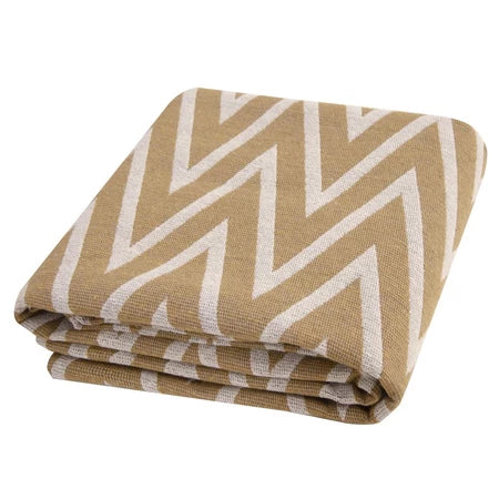 Tapete Para Sala ou Quarto 3,00M x 1,32M Antiderrapante Chevron Caramelo e Cru